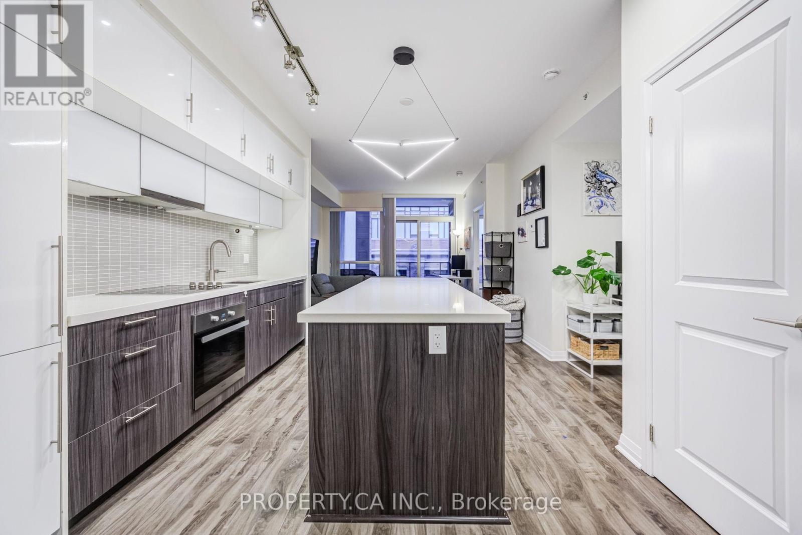416 - 8 Mercer Street, Toronto, Ontario  M5V 0C4 - Photo 2 - C13834826