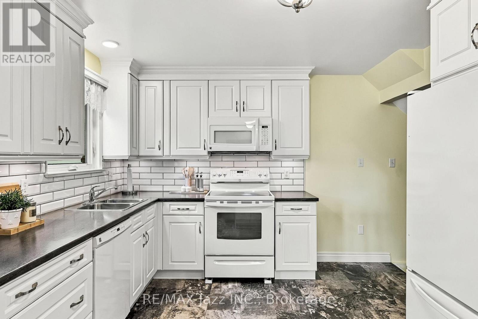 431 Bay Street, Scugog, Ontario  L9L 1M7 - Photo 19 - E13835580