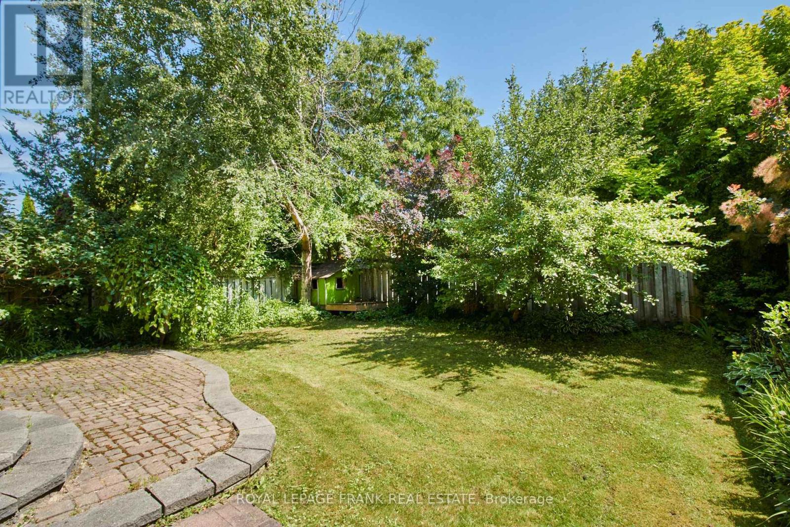 21 Crompton Drive, Barrie, Ontario L4M 6N1 - Photo 12 - S13835548