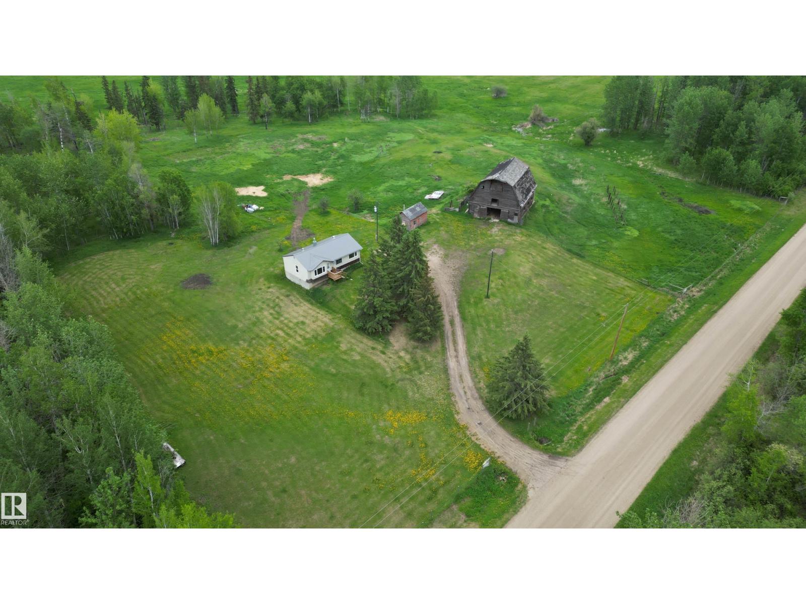 4216 Twp Rd 564, Rural Lac Ste. Anne County, Alberta  T0E 1A0 - Photo 4 - E4492412