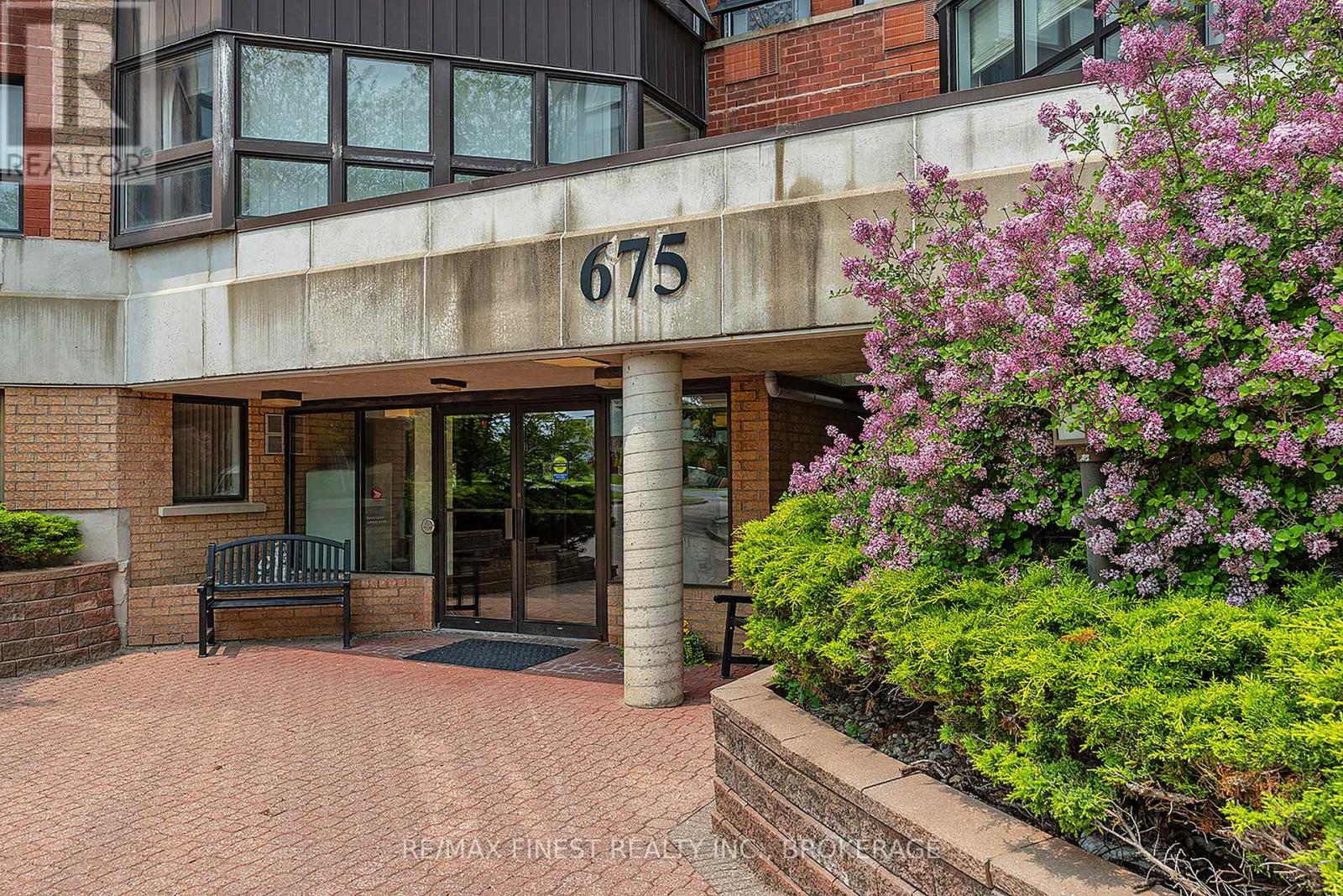 601 - 675 Davis Drive, Kingston, Ontario  K7M 8L5 - Photo 2 - X13835464