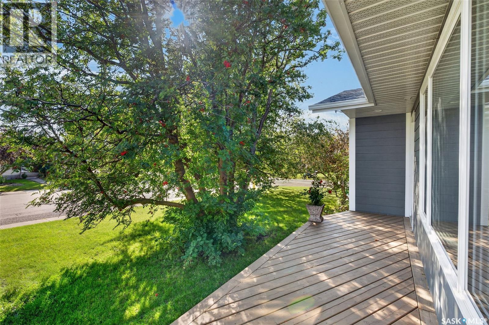 220 Millburn Street, Melfort, Saskatchewan  S0E 1A0 - Photo 3 - SK049723