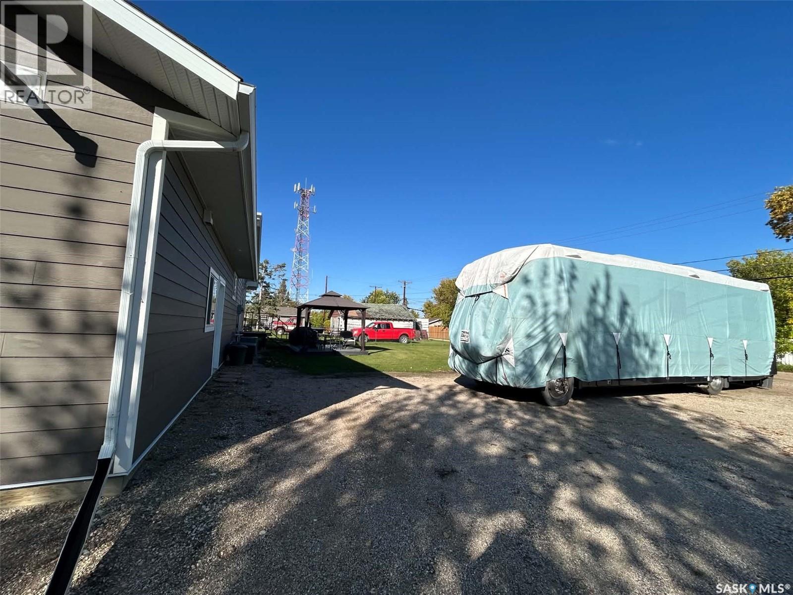 206 2nd Street W, Carrot River, Saskatchewan  S0E 0L0 - Photo 43 - SK049261