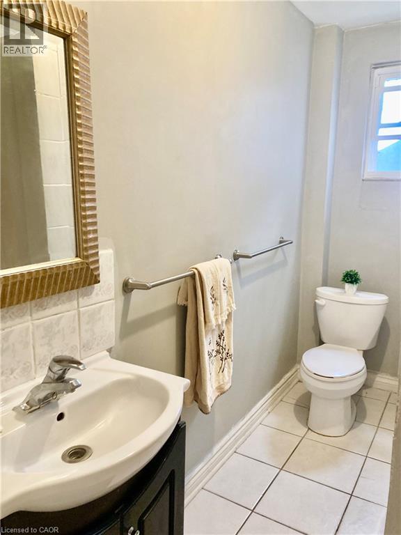 9 Woodland Avenue, St. Catharines, Ontario  L2R 5A1 - Photo 8 - 40862349