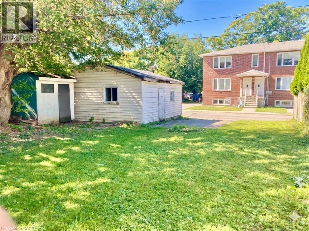 9 Woodland Avenue, St. Catharines, Ontario  L2R 5A1 - Photo 15 - 40862349