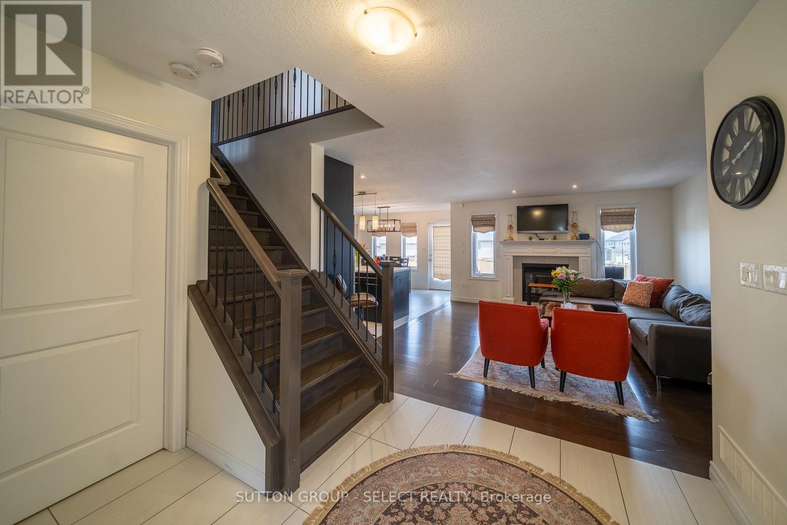 1825 Couldridge Way, London North, Ontario  N6G 0L6 - Photo 3 - X13835596