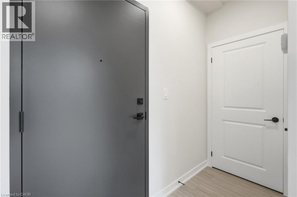 2500 Saw Whet Boulevard Unit# 122, Oakville, Ontario  L6M 5L7 - Photo 3 - 40864433