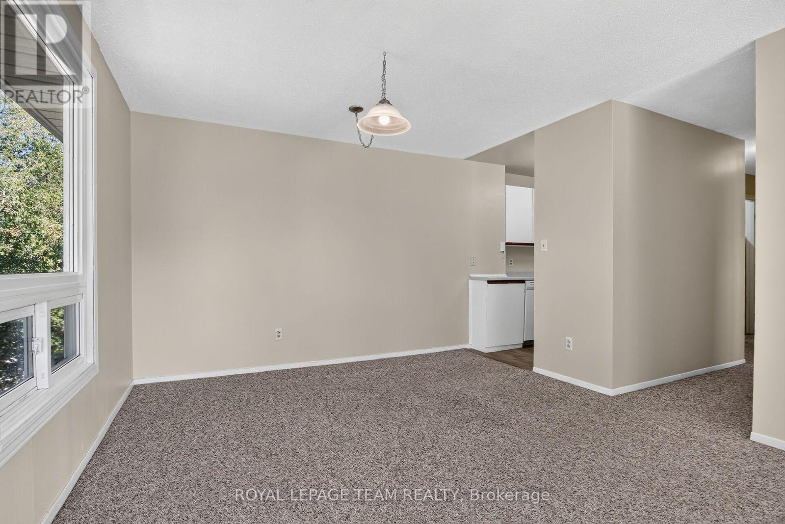 21 - 2 Charlotte Place, Brockville, Ontario  K6V 6T4 - Photo 7 - X13835442