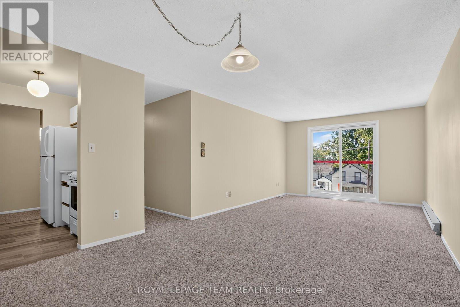 21 - 2 Charlotte Place, Brockville, Ontario  K6V 6T4 - Photo 8 - X13835442