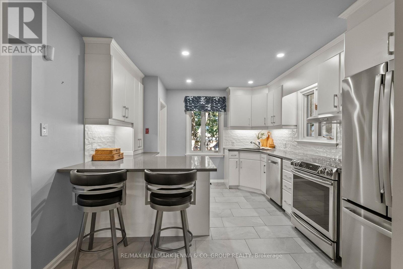 2129 Belair Drive, Ottawa, Ontario  K2C 0X2 - Photo 9 - X13835622