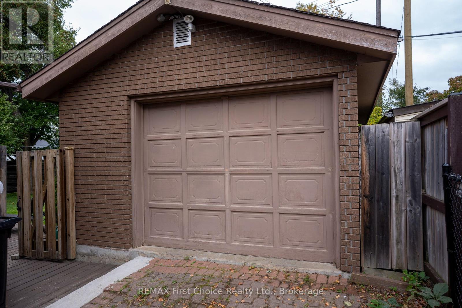96 Stardust Crescent, Thunder Bay, Ontario  P7A 6G8 - Photo 2 - X13835374