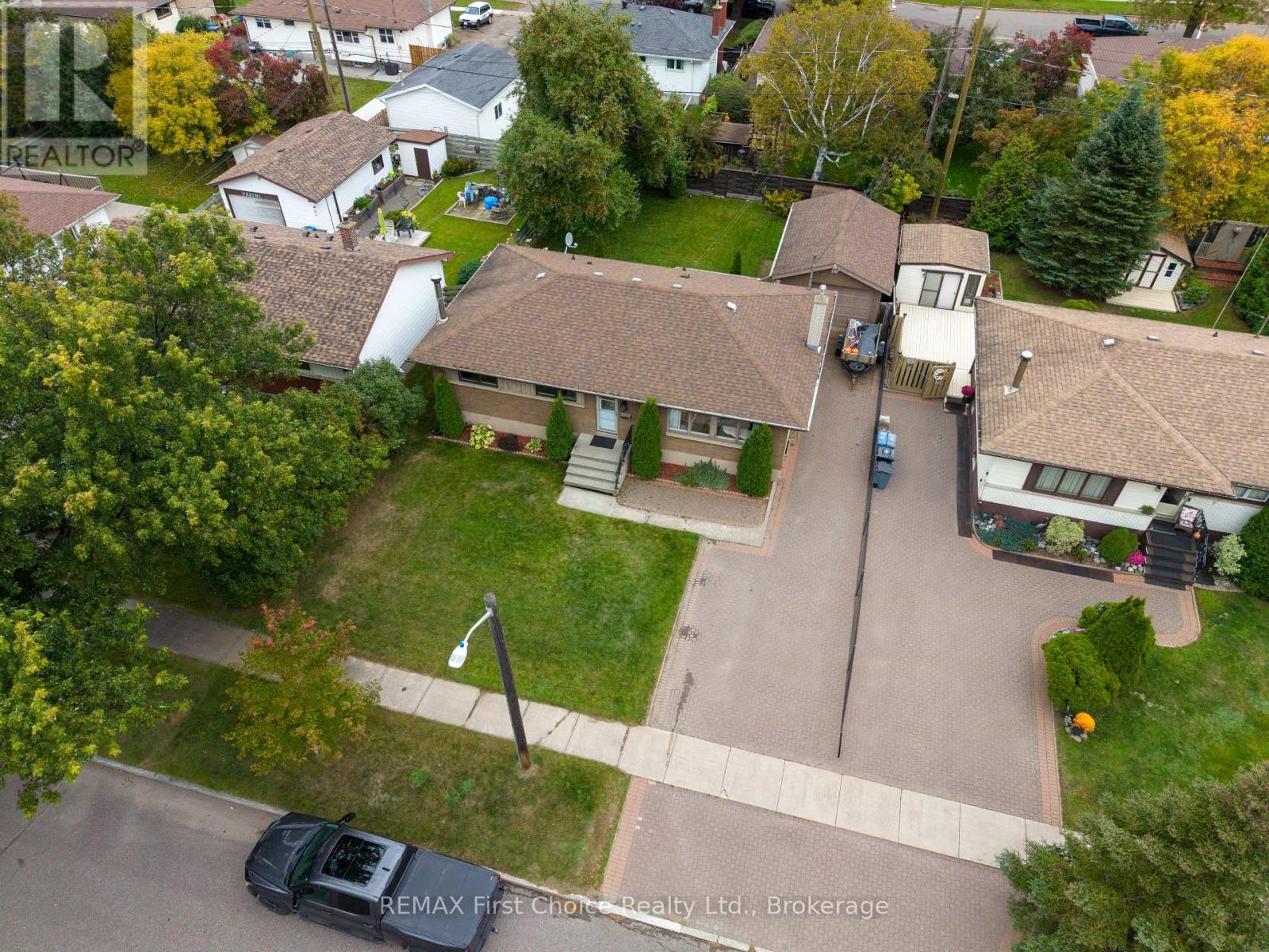 96 Stardust Crescent, Thunder Bay, Ontario  P7A 6G8 - Photo 37 - X13835374