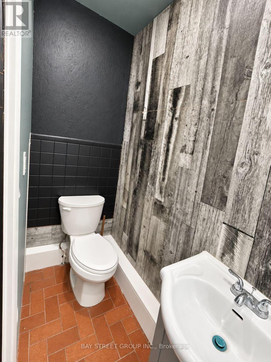 4830 Bridge Street, Niagara Falls, Ontario  L2E 2R9 - Photo 5 - X13835412