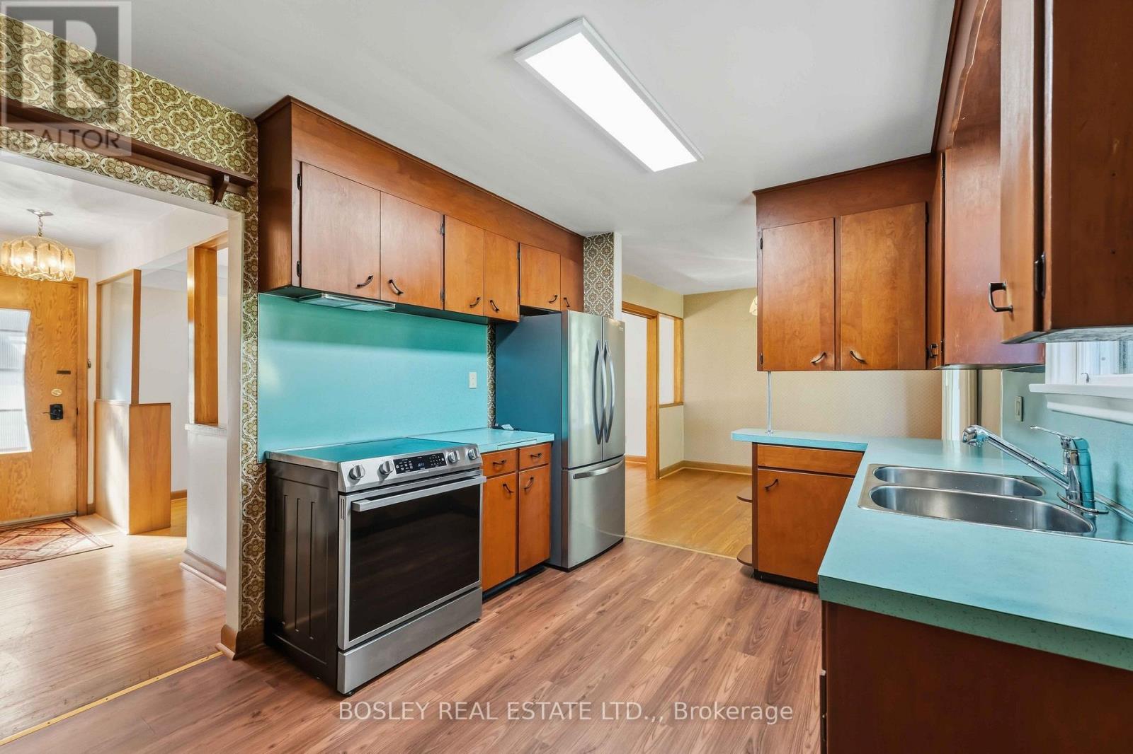 12 Glenhurst Circle, St. Catharines (Oakdale), Ontario L2T 1Z1 - Photo 11 - X13835546