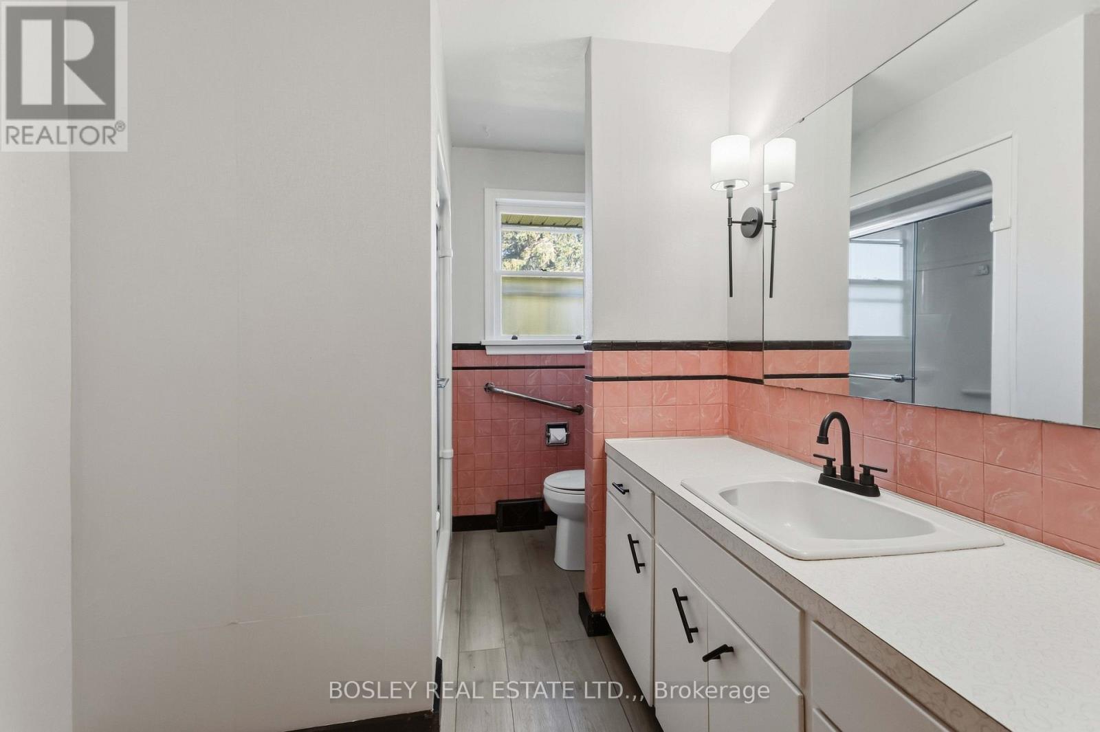 12 Glenhurst Circle, St. Catharines (Oakdale), Ontario L2T 1Z1 - Photo 18 - X13835546