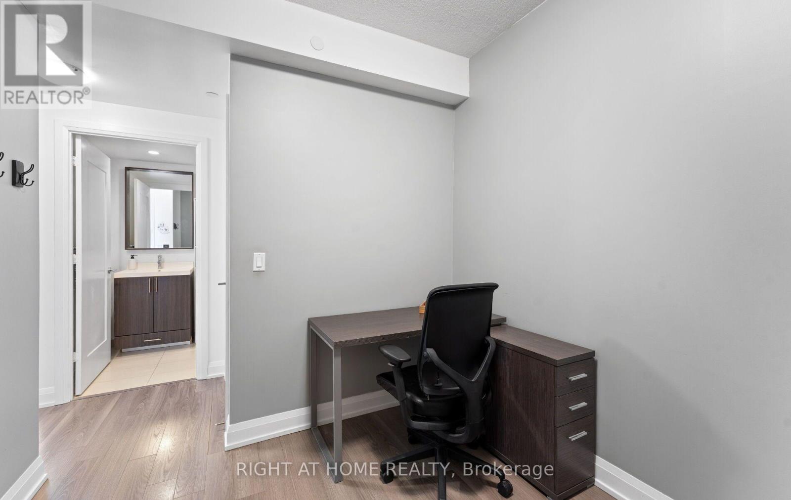 2112 - 18 Graydon Hall Drive, Toronto, Ontario  M3A 0A4 - Photo 12 - C13835406