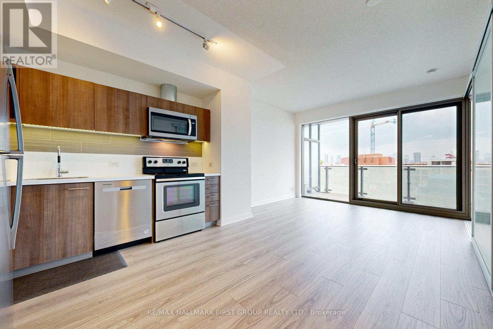 1304 - 390 Cherry Street, Toronto, Ontario  M5A 0E2 - Photo 3 - C13835410
