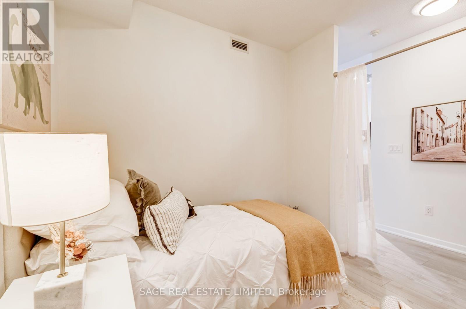 1303 - 70 Forest Manor Road, Toronto, Ontario  M2J 0A9 - Photo 20 - C13835496