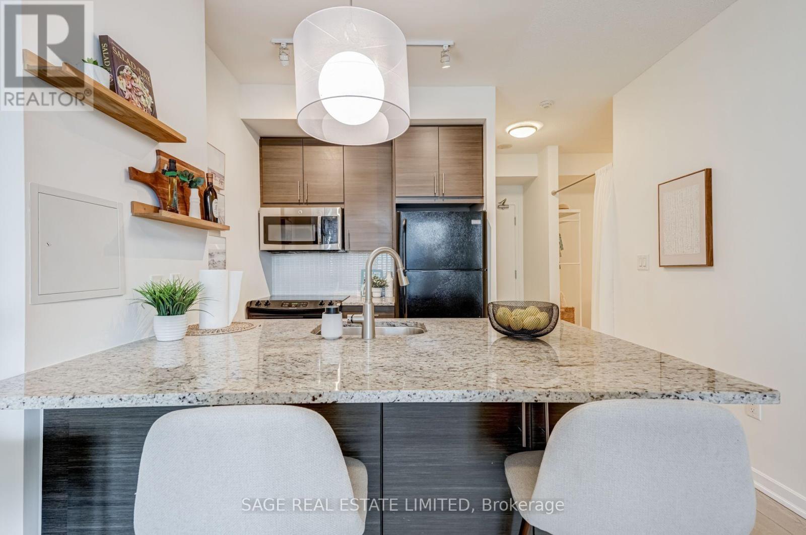1303 - 70 Forest Manor Road, Toronto, Ontario  M2J 0A9 - Photo 7 - C13835496
