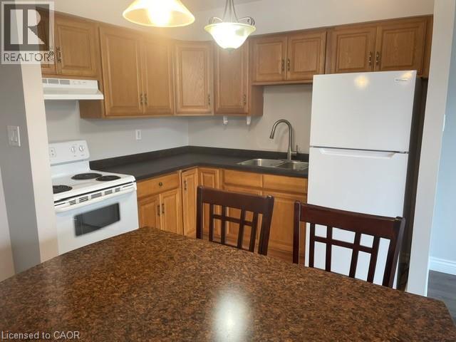 24 Midland Drive Unit# 104, Kitchener, Ontario  N2A 2A8 - Photo 8 - 40866479