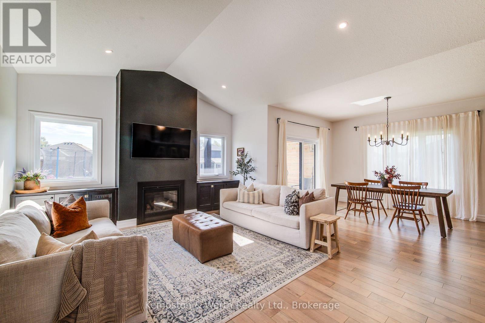 24 Gilmer Crescent, North Perth, Ontario N4W 0H2 - Photo 21 - X13835574