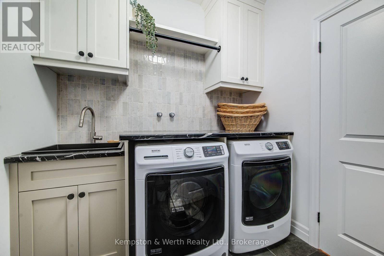 24 Gilmer Crescent, North Perth, Ontario N4W 0H2 - Photo 6 - X13835574