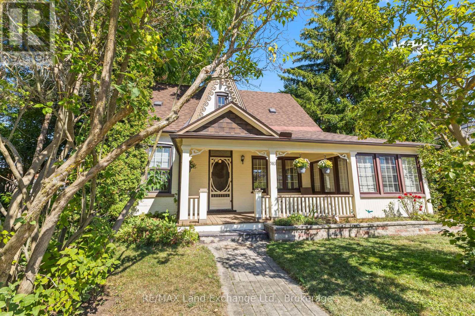 583 Elgin Street, Saugeen Shores, Ontario N0H 2C0 - Photo 1 - X13835606