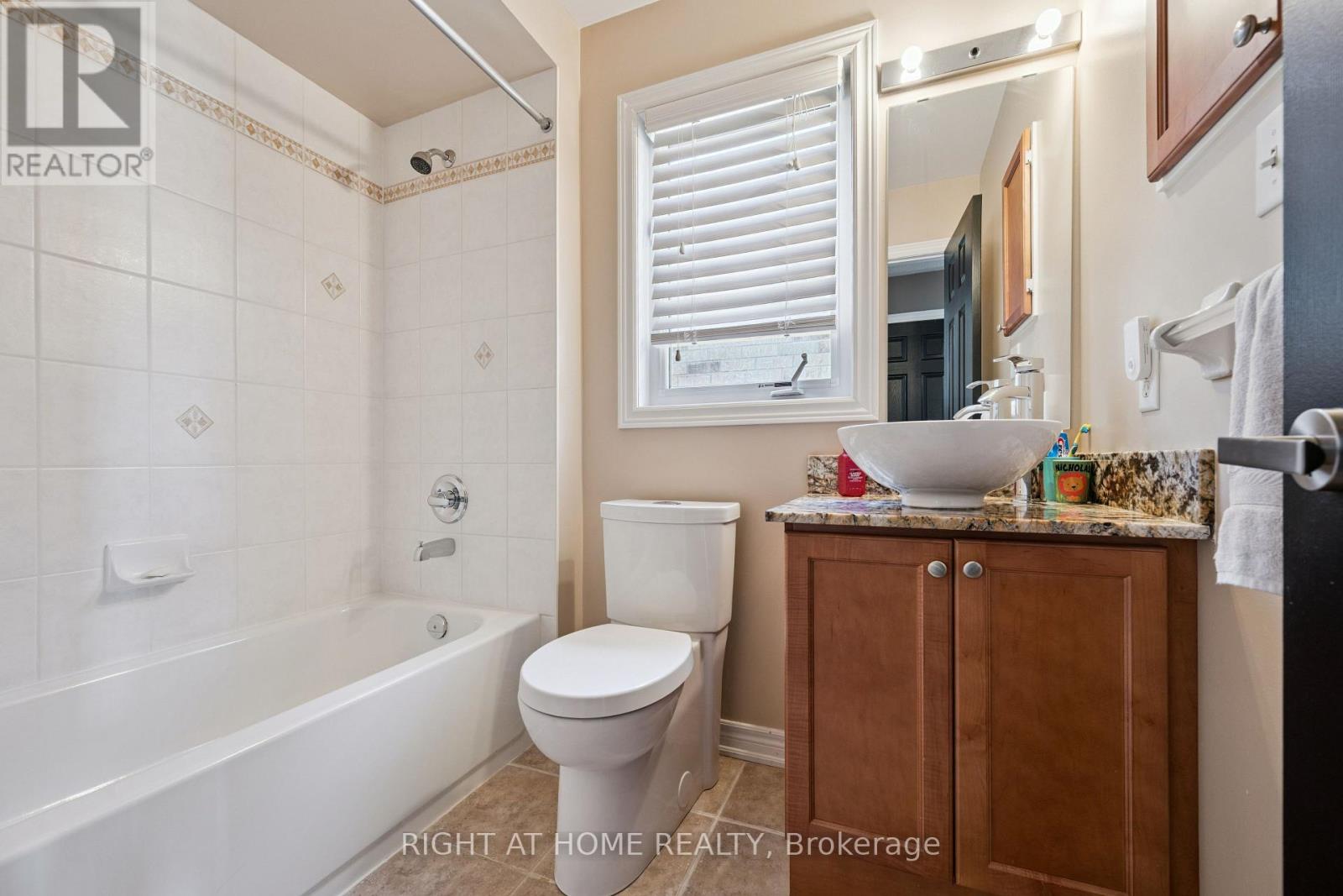 20 Percy Gate, Brampton, Ontario  L7A 3S1 - Photo 40 - W13819884