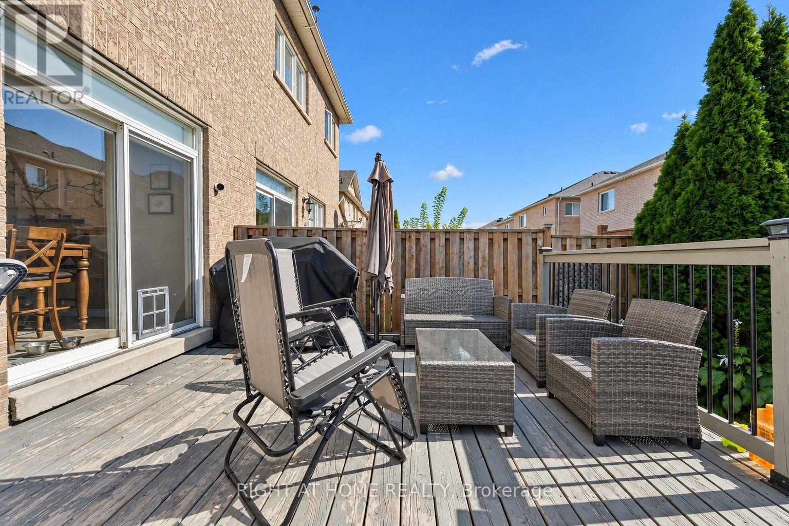 20 Percy Gate, Brampton, Ontario  L7A 3S1 - Photo 4 - W13819884