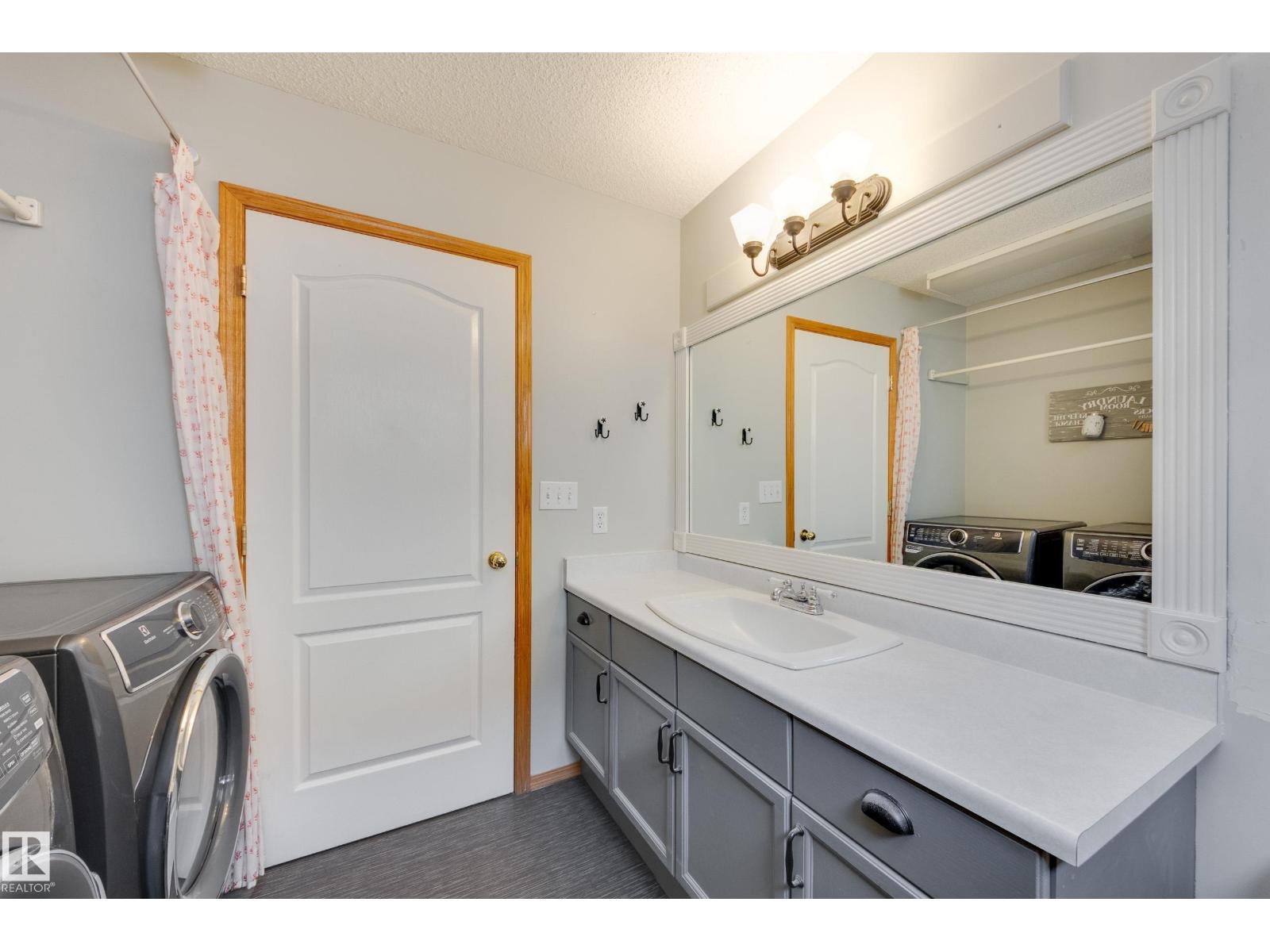 4810 42 St, Beaumont, Alberta  T4X 1H2 - Photo 15 - E4510712