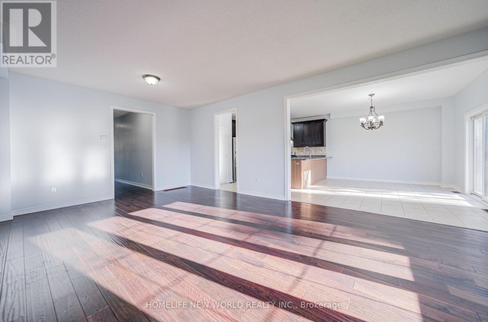 146 Art West Avenue, Newmarket, Ontario  L3X 0C1 - Photo 12 - N13835416