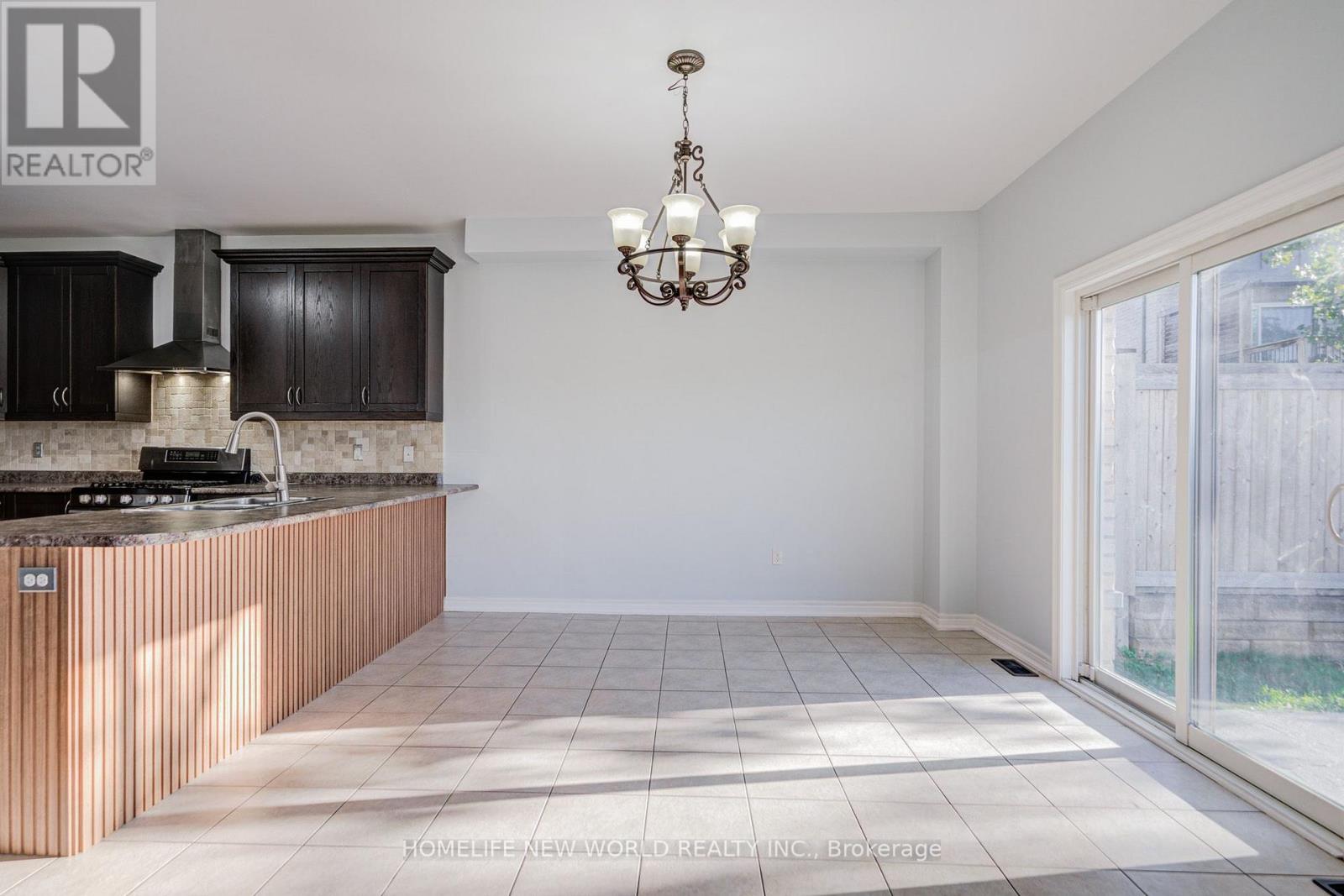 146 Art West Avenue, Newmarket, Ontario  L3X 0C1 - Photo 14 - N13835416