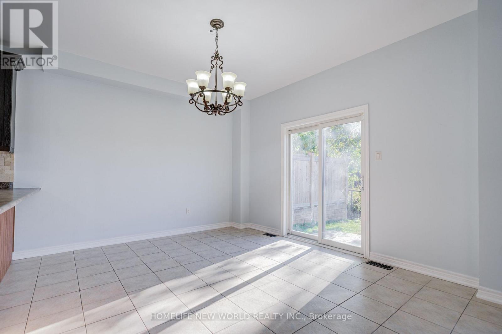 146 Art West Avenue, Newmarket, Ontario  L3X 0C1 - Photo 15 - N13835416