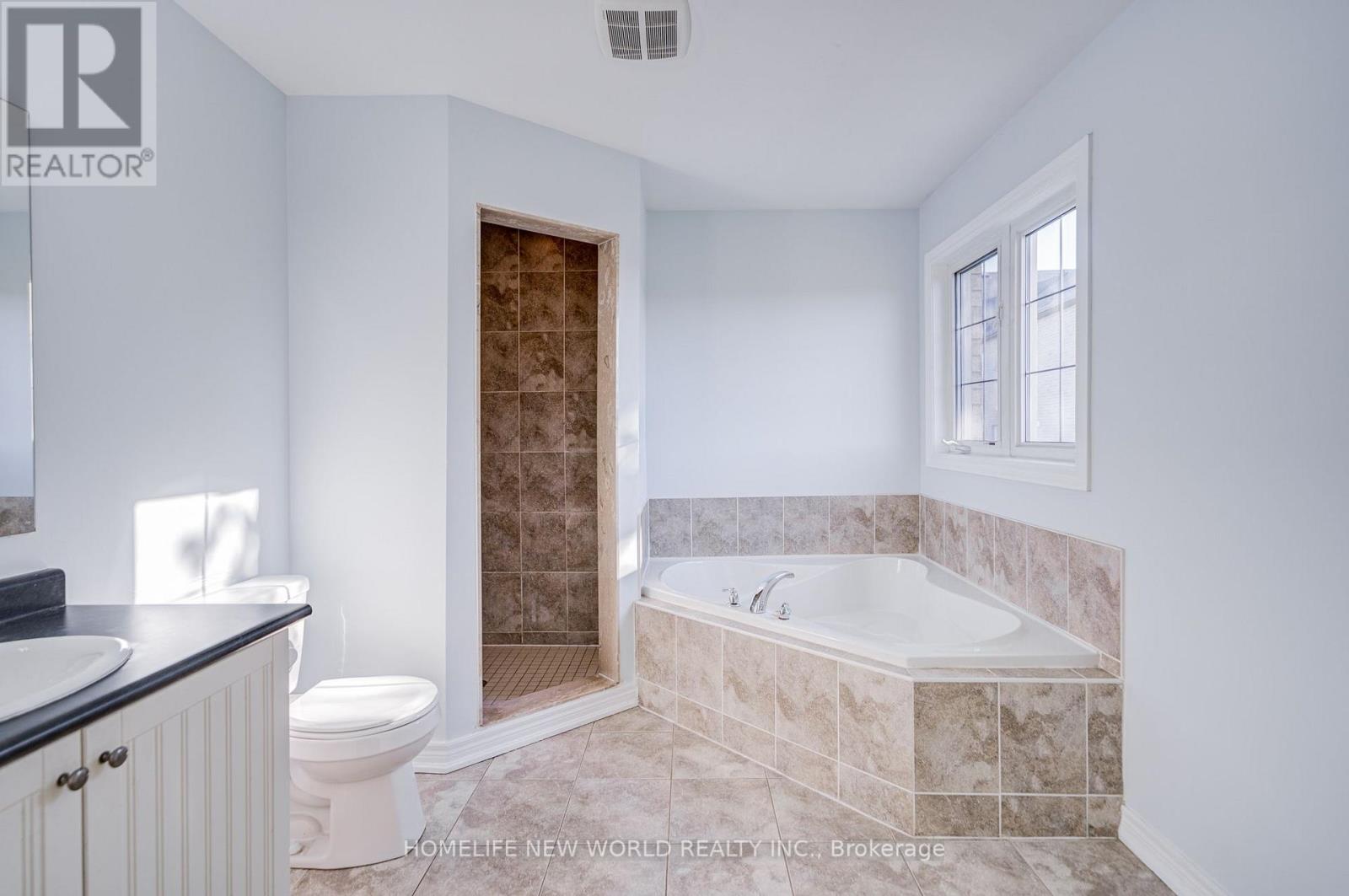146 Art West Avenue, Newmarket, Ontario  L3X 0C1 - Photo 30 - N13835416