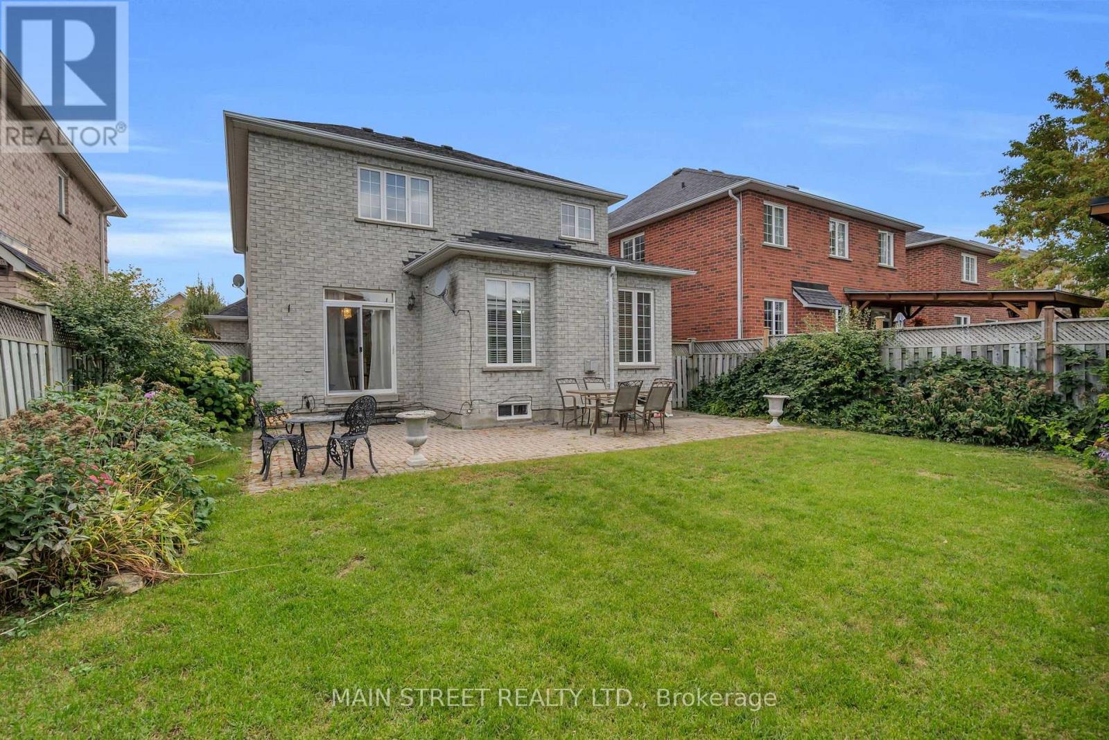 27 Blackbird Crescent, Richmond Hill, Ontario  L4E 4B2 - Photo 24 - N13835550