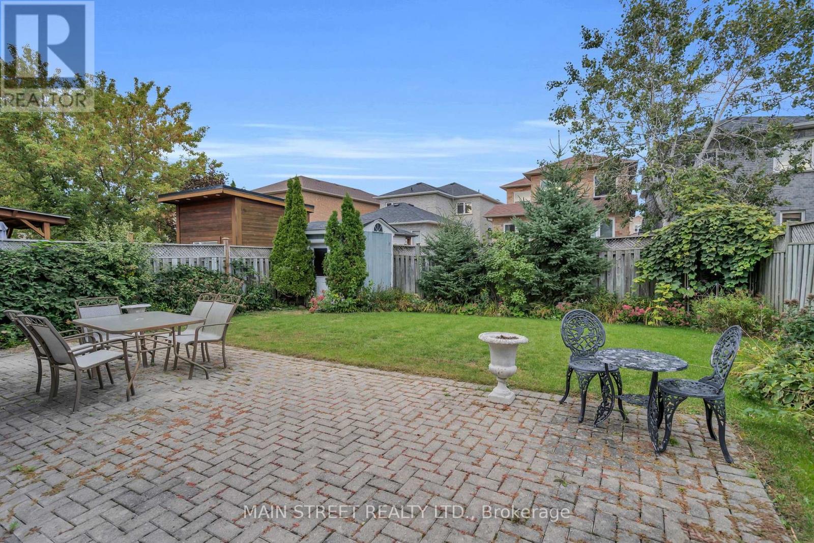 27 Blackbird Crescent, Richmond Hill, Ontario  L4E 4B2 - Photo 25 - N13835550