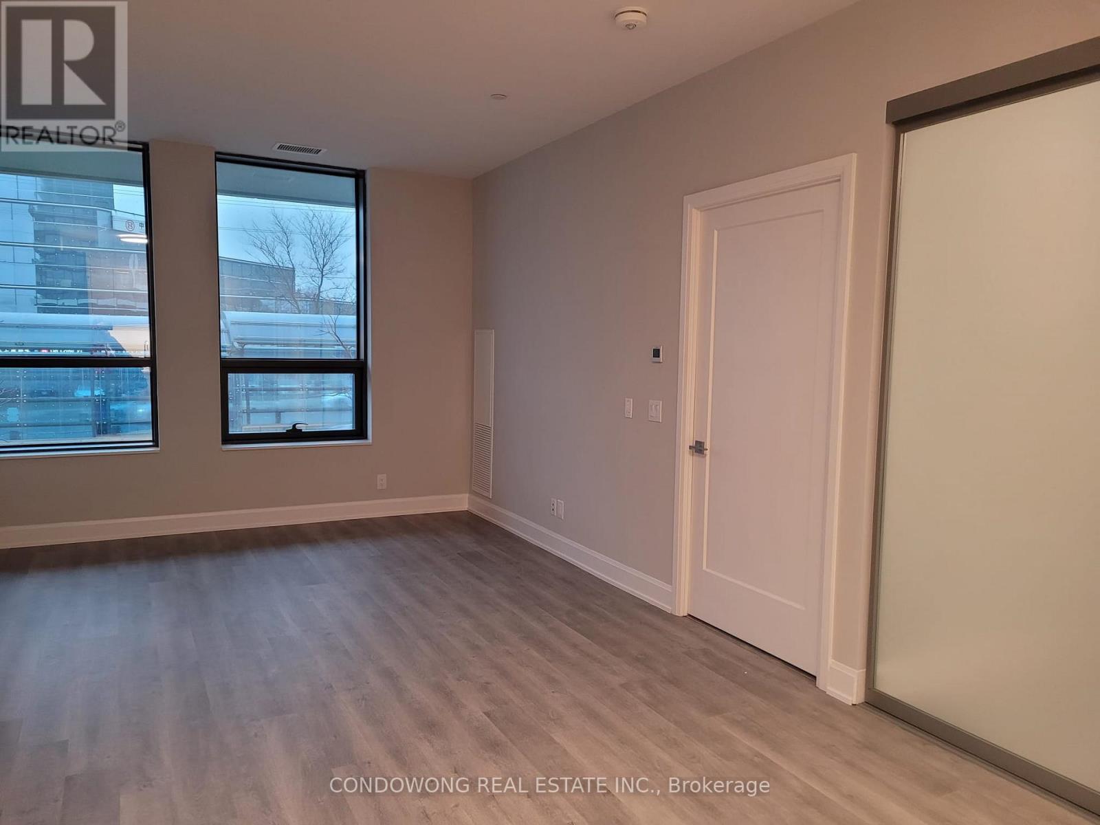 110 - 12 Gandhi Lane, Markham (Commerce Valley), Ontario  L3T 0G8 - Photo 2 - N13835560