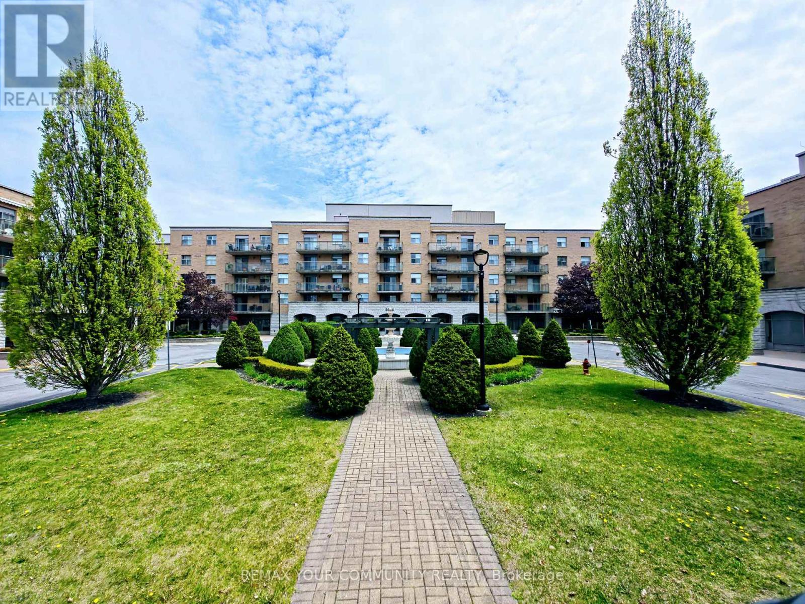 114 - 2504 Rutherford Road, Vaughan (Maple), Ontario  L4K 5N5 - Photo 1 - N13835568