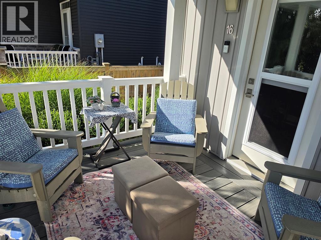 16 Fort Street, Point Edward, Ontario  N7V 1M2 - Photo 3 - 26023726