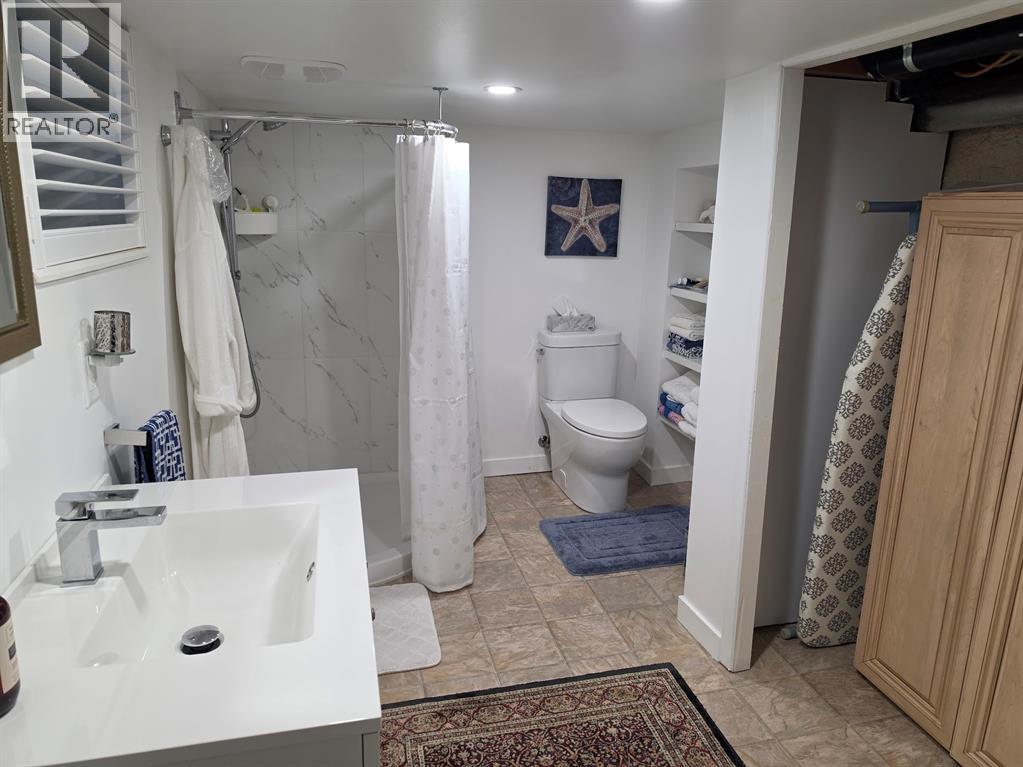 16 Fort Street, Point Edward, Ontario  N7V 1M2 - Photo 29 - 26023726