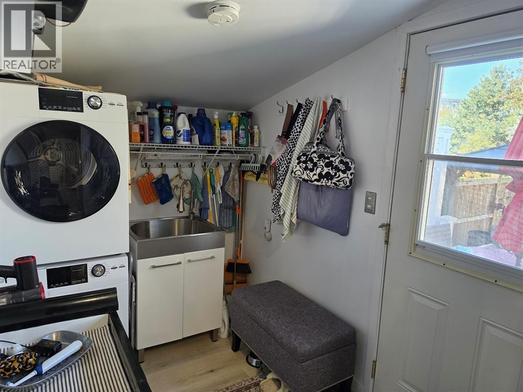 16 Fort Street, Point Edward, Ontario  N7V 1M2 - Photo 32 - 26023726