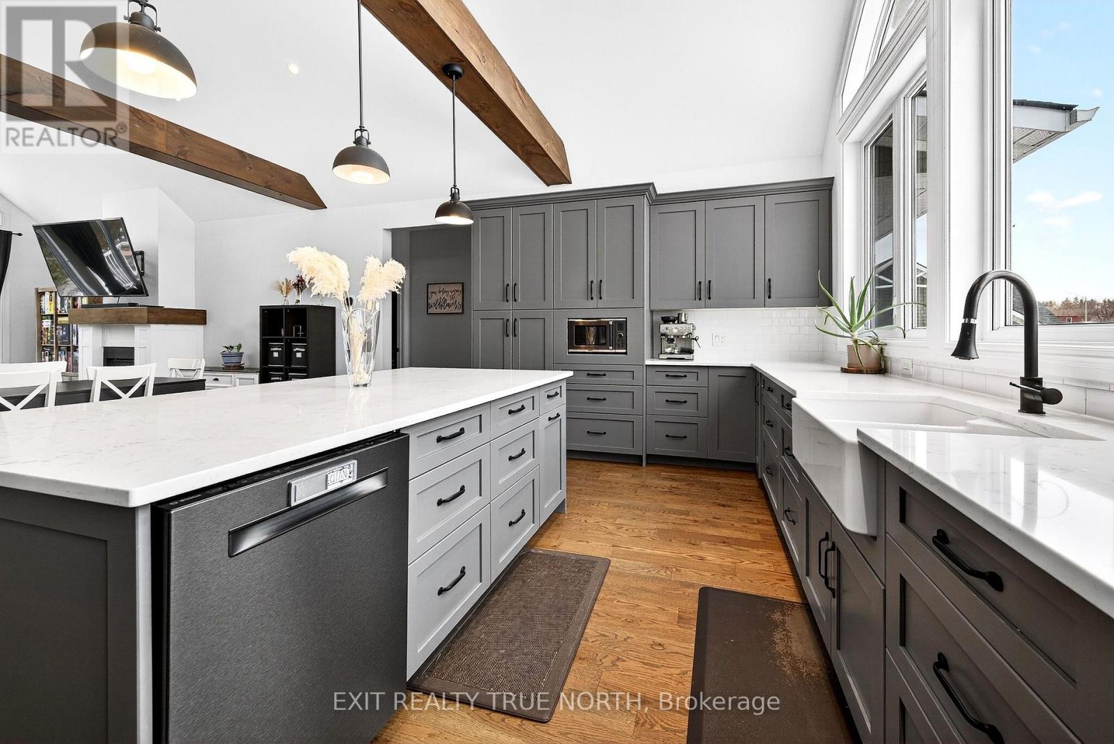 139 Rue Eric, Tiny, Ontario  L9M 0H1 - Photo 7 - S13835562