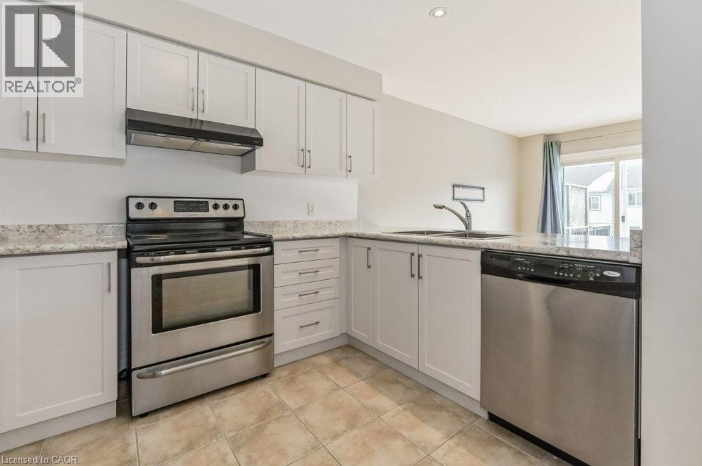 45 Rockcliffe Drive, Kitchener, Ontario  N2R 1W5 - Photo 7 - 40865405