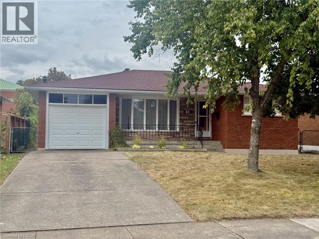 41 ORLANDA Road, Hamilton, Ontario