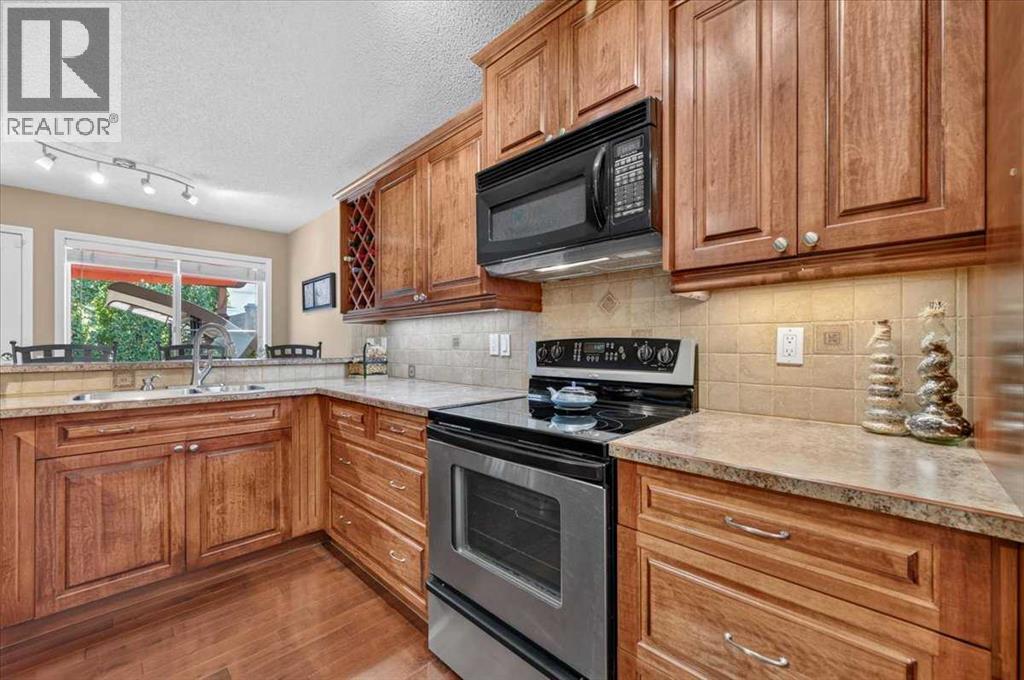177 Douglasview Rise SE, Calgary, Alberta  T2Z 2H8 - Photo 11 - A2346922