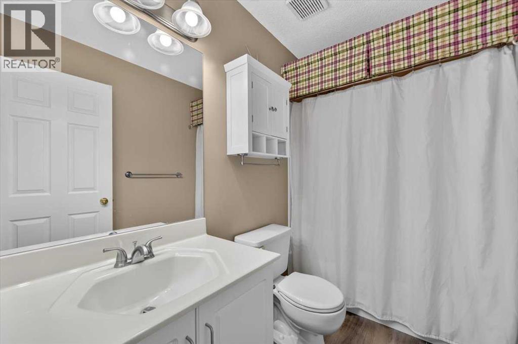 177 Douglasview Rise SE, Calgary, Alberta  T2Z 2H8 - Photo 21 - A2346922