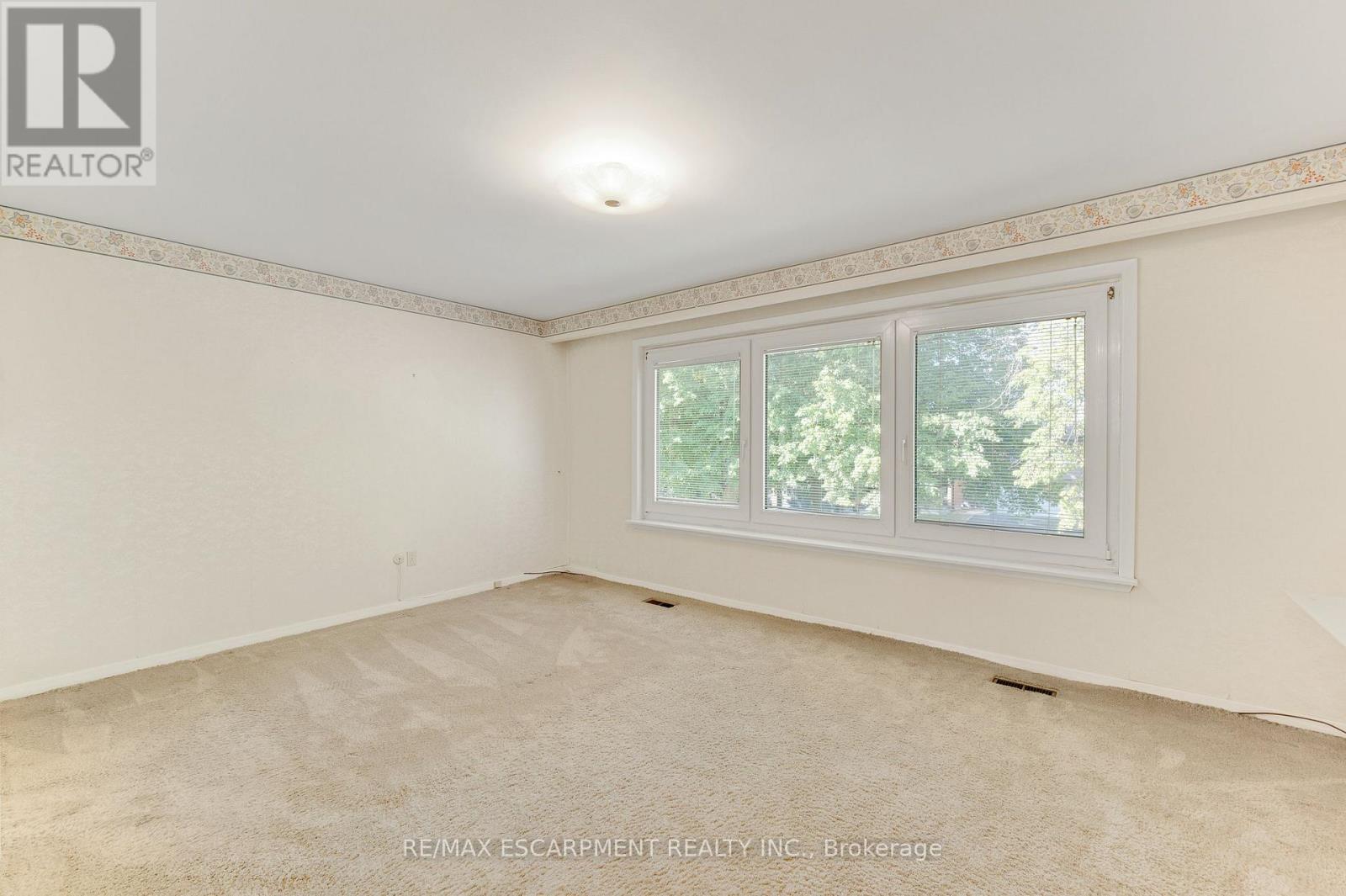 7 Watling Street, Toronto, Ontario  M9P 3E8 - Photo 20 - W13835408
