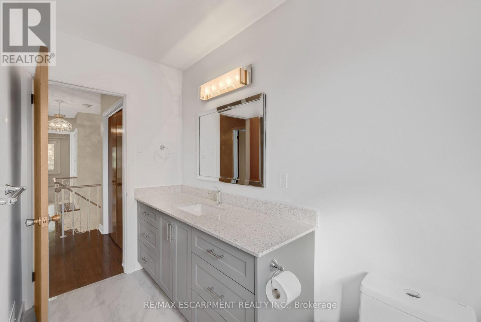 7 Watling Street, Toronto, Ontario  M9P 3E8 - Photo 28 - W13835408