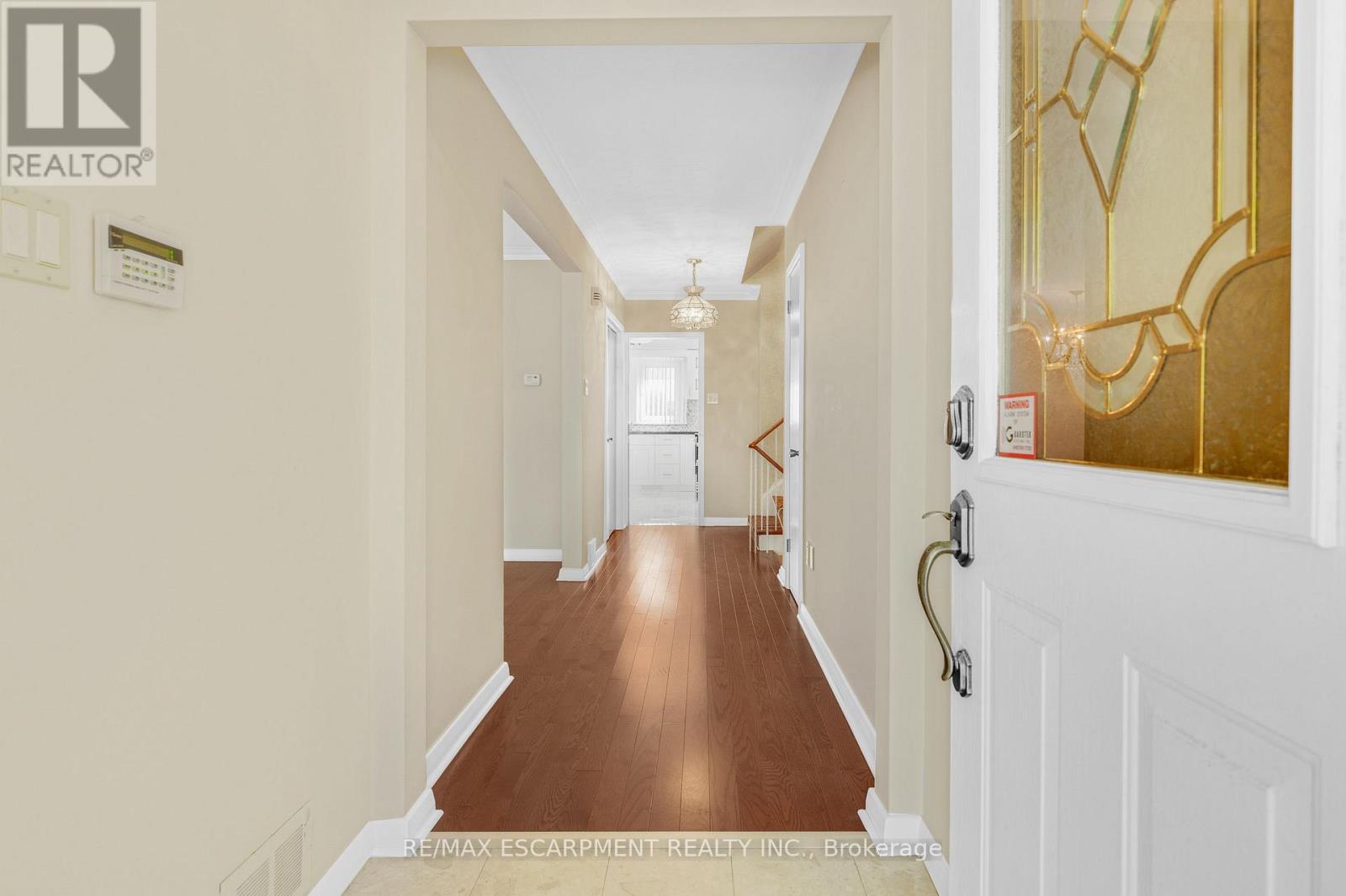 7 Watling Street, Toronto, Ontario  M9P 3E8 - Photo 7 - W13835408