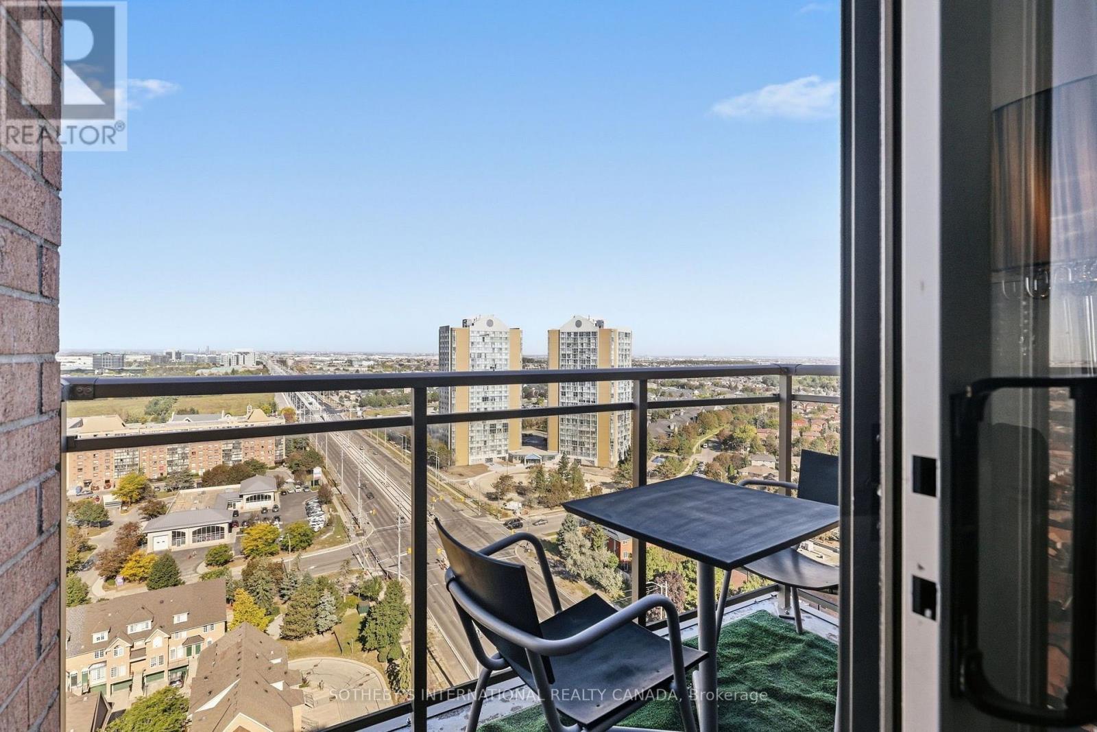 2112 - 55 Strathaven Drive, Mississauga, Ontario  L5R 4G9 - Photo 10 - W13835432